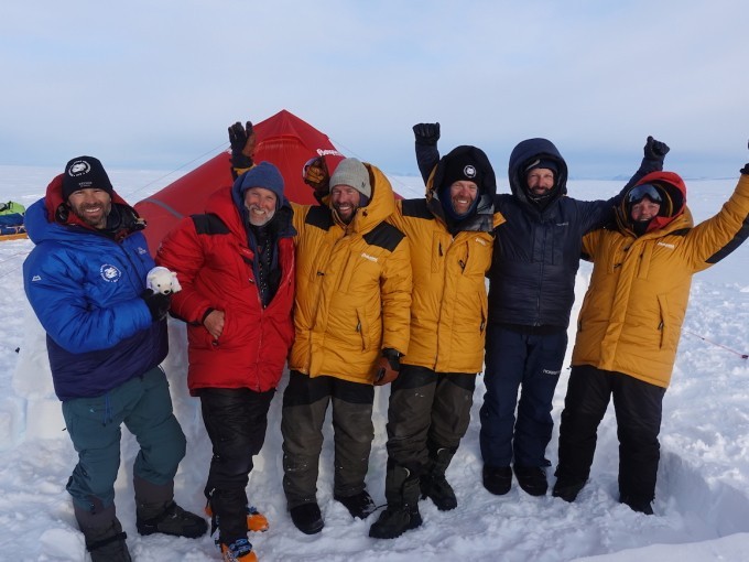 - Det har v&aelig;rt utrolig g&oslash;y &aring; v&aelig;re sammen med s&aring; kunnskapsrike og flinke mennesker underveis, sa Kronprinsen. - Jeg kunne ikke gjort dette uten dem. Foto: Vegard Ulvang, UiT