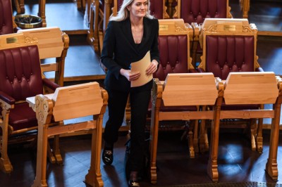 Vil ikke svare på om PST-sjefen er forskjellsbehandlet