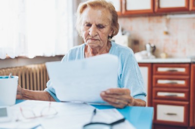 Banker tar tusener i fakturagebyr av ikke-digitale