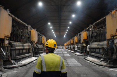 De ekstreme strømprisene gjør at Alcoa Lista stenger ned produksjon