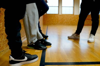 Mindreårige soner med voksne i fengsel: – I strid med barnekonvensjonen